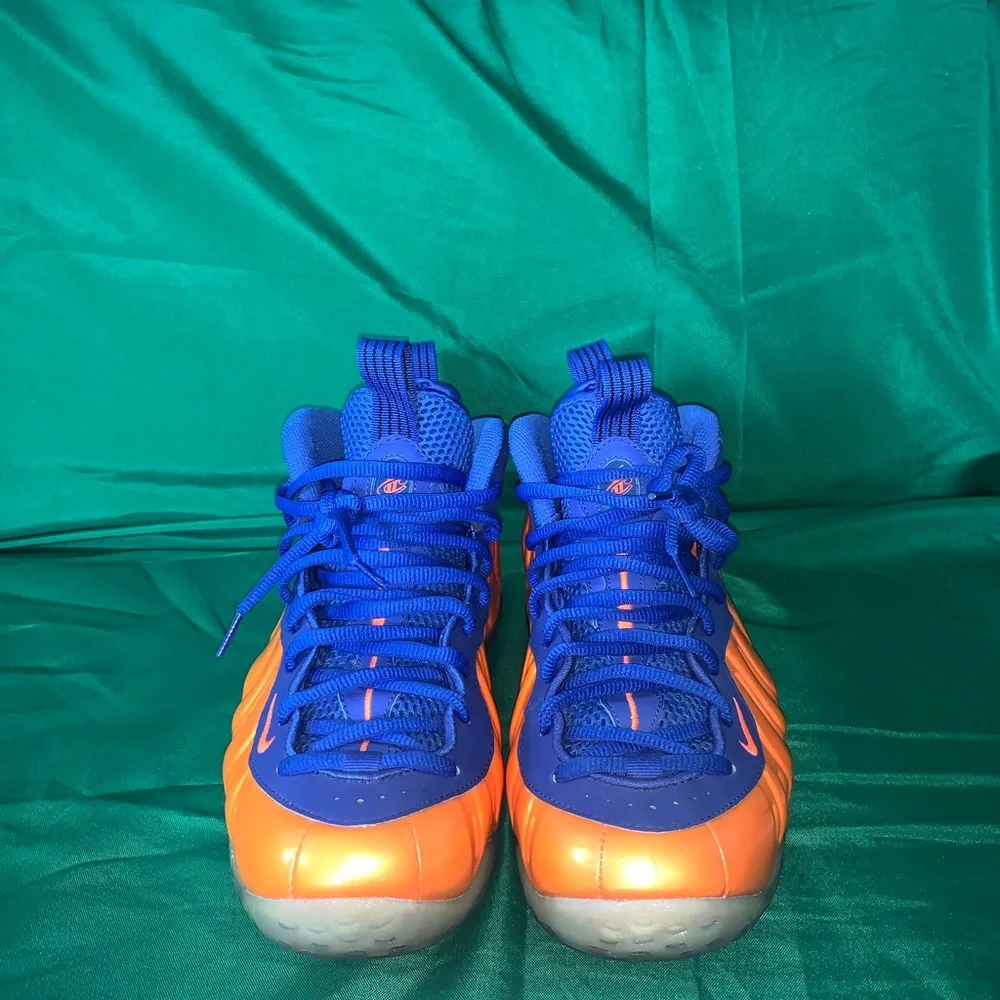 Nike Air Foamposite One ‘Knicks’ - Picture 2 of 8